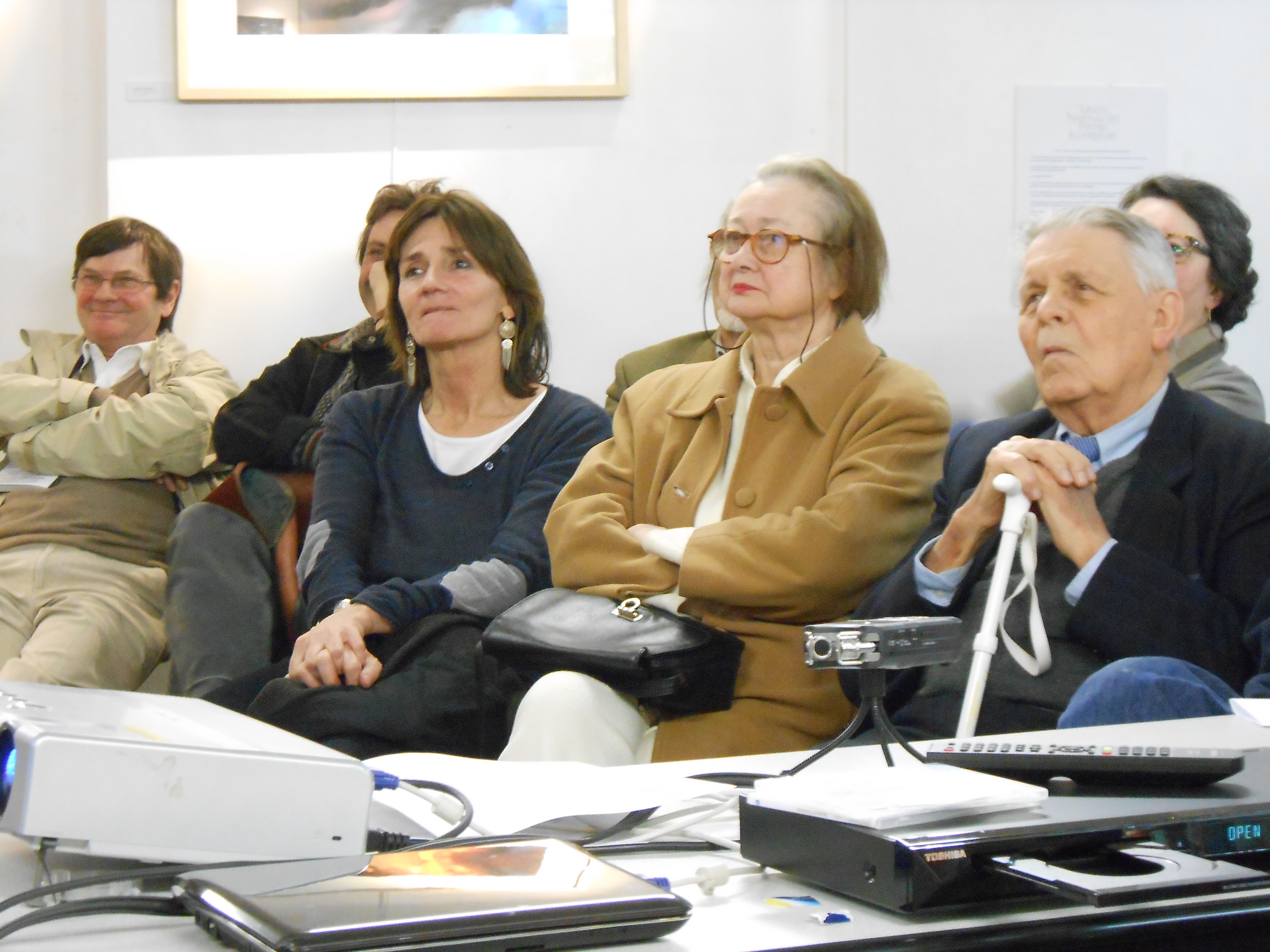 Les anciens présidents attentifs