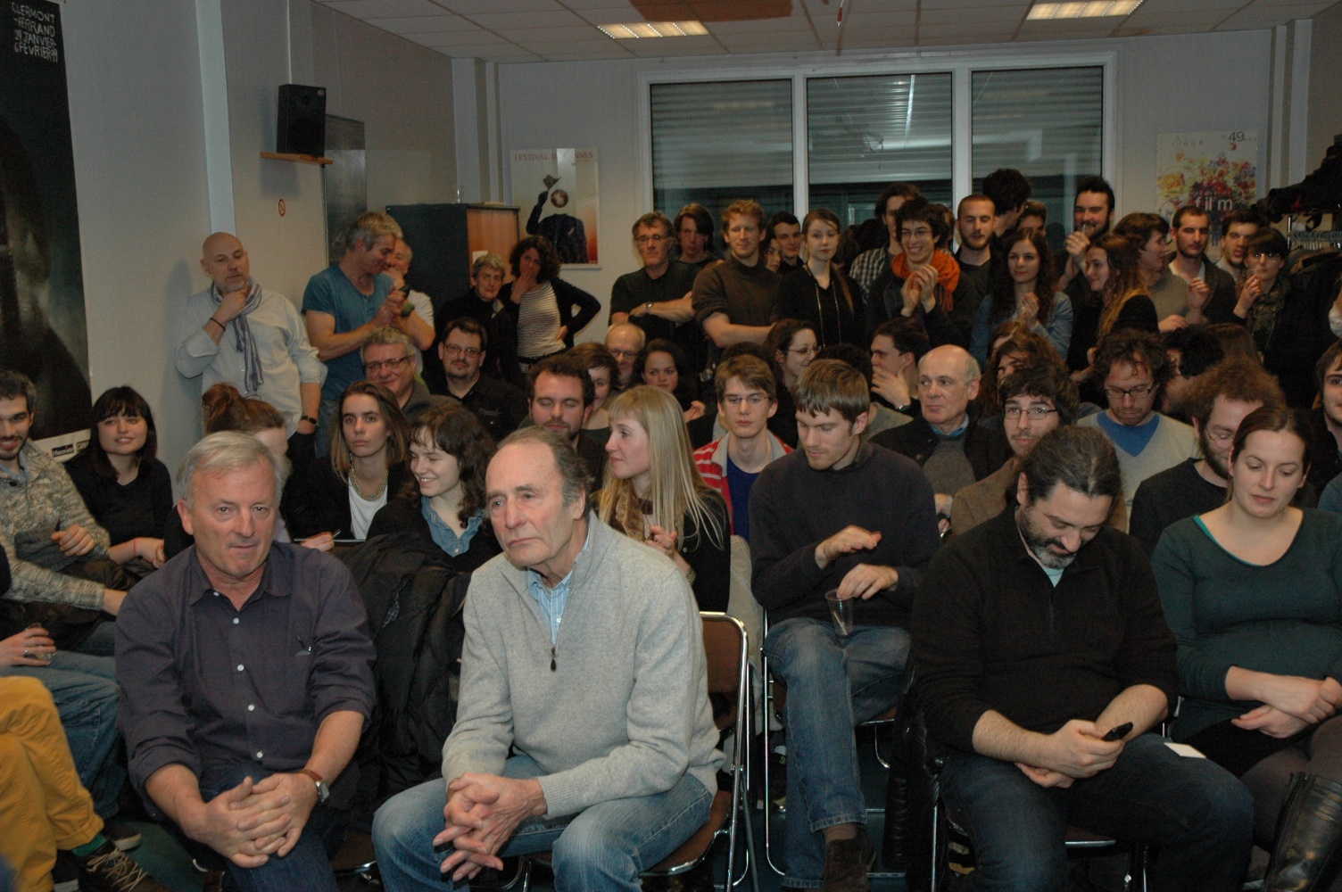 Salle comble au premier plan à gauche Gérard Simon (Cine 71) et Robert Fraisse (Cine 60)