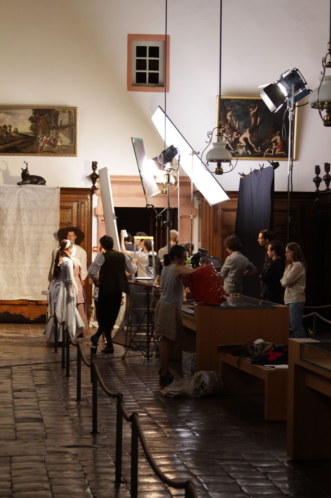 ( De gauche à droite : Karel Delvaux, Zoé Métivier, Ivan Gueudet, Bertrand Faucounau, Sarah Schneider, Clément Schneider, Baptiste Marie, Florent Castallani et Anouchka Labonne